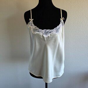 Victoria's Secret Ivory Silk Cami Camisole Top Lace & Bow Trim Silky Size M